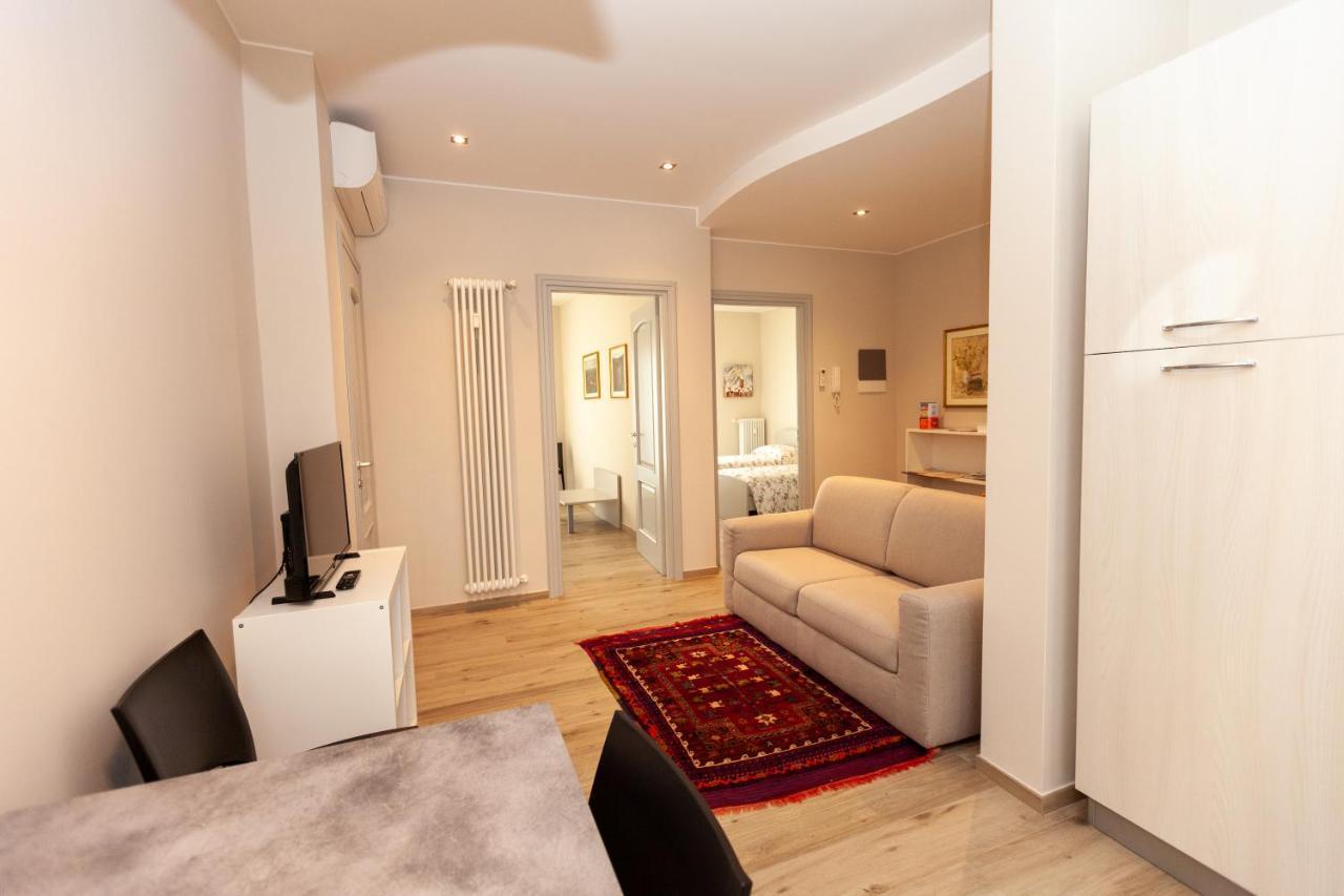 Apartament Rossini15 - Garage Privato Alba  Zewnętrze zdjęcie